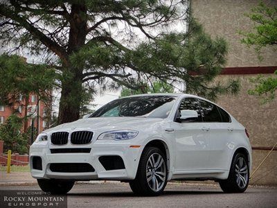 2013 bmw x6 m awd loaded with heads-up sear and side view factorry warranty