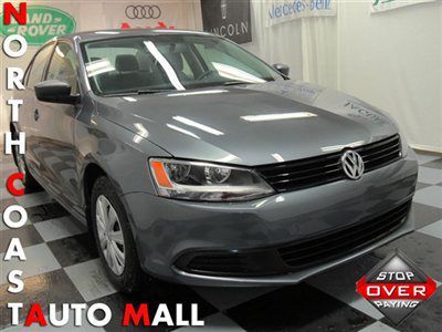 2012(12)jetta 2.0l fact w-ty only 18k gry/blk save huge!!!