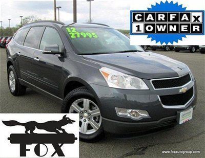 Traverse lt awd only 11,500miles nonsmoker 8-passenger clean carfax too 12893