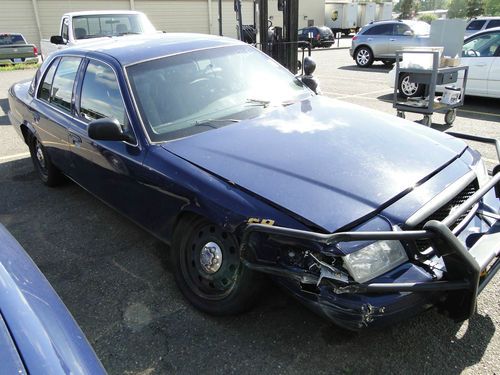 2008 ford crown victoria police interceptor - salvage title/totalled/non-op