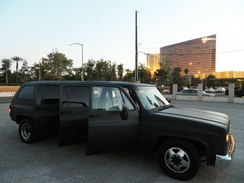 Purchase used Chevrolet Suburban - 6 door SUV Limo ... Purchase used Chevrolet Suburban - 6 door SUV Limo ...