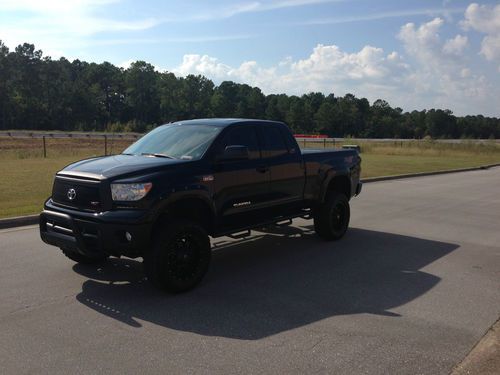 Purchase used TOYOTA TUNDRA XSP-X w/8" LIFT, 17K MILES ...