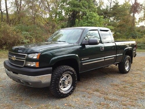 No reserve! one-owner 2005 chevy silverado 2500hd ext. cab ls 4x4 ~ only 56k mi