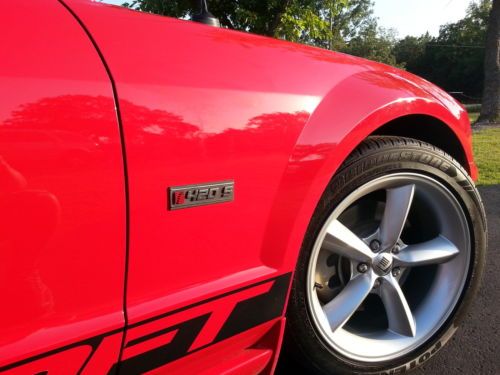 Very rare!!! only 58 total made. 2009 saleen mustang racecraft 420s supercharged