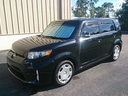 2013 scion xb black, auto,tint only 3,600 miles like new perfect in everyway