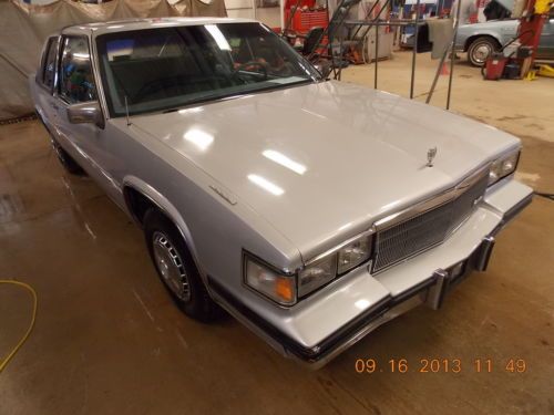 1985 Cadillac Coupe DeVille T286470, image 1