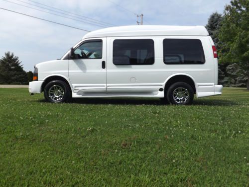 2003 gmc savana high top southern comfort conversion rv van, mobility lift