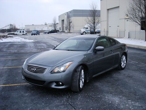 2011 infiniti g37 coupe 3.7l  excellent condition navigation-loaded!