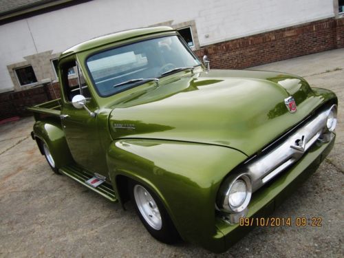 1954 ford f-100 restomod absolutely beautiful everything you want in this one!!!