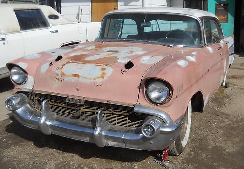 1957 belair four door hardtop! awesome project or parts car. powerpak, ps,pb