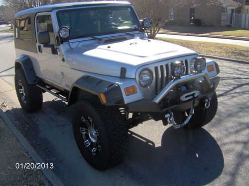 2004 jeep wrangler unlimited sport utility 2-door 4.0l