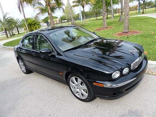 Excellent 2004 x-type 3.0 awd, moonroof, leather, more, florida car, 41k miles