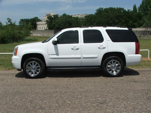 09 yukon slt 4x4 white/tan leather roof 20's quads htd seats immaculate