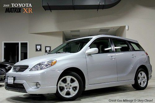 2005 toyota matrix xr *one owner* excellent condition! moonroof keyless alloys!!