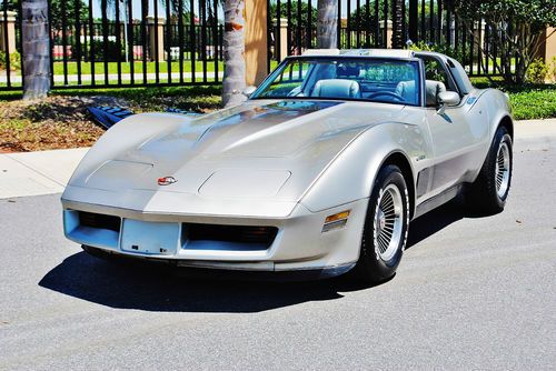 Absolutly mint 1982 chevrolet corvette colectors edtion low miles all original.
