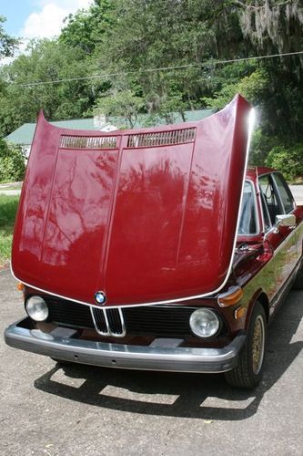 1975 bmw 2002 base coupe 2-door 2.0l