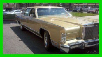 1979 lincoln town car fully loaded 8 cylinder automatic rwd leather sunroof gold