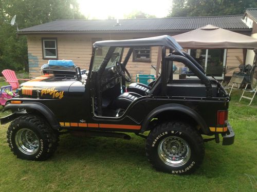 1974 jeep cj5 lifted off road, and nicely on road machine excellent condition!!