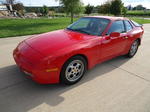 1987 porsche 944 turbo   full maint. records since new, excellent condition