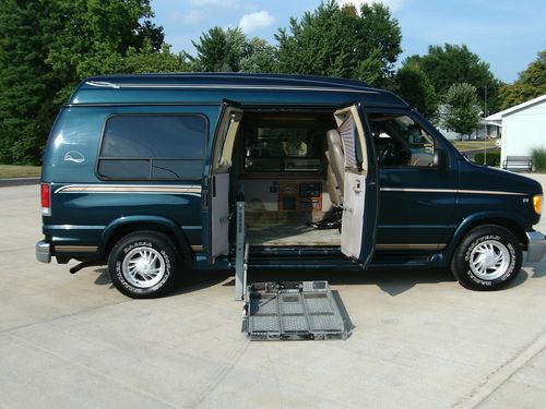 1998 ford e150 handicap wheelchair van lowered floor power side doors