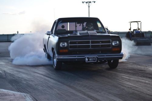 *1983 dodge d150 rat rod/show truck/drag truck very quick and very nice*