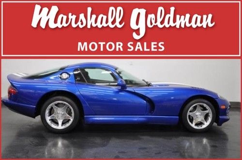 1997 dodge viper gts blue with stripes only 1600 miles