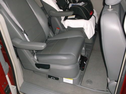 Buy used RARE 2008 Dodge Grand Caravan SXT Swivel n Go ... Buy used RARE 2008 Dodge Grand Caravan SXT Swivel n Go ...