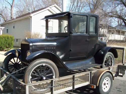 1925 model t doctors coup with good matching title
