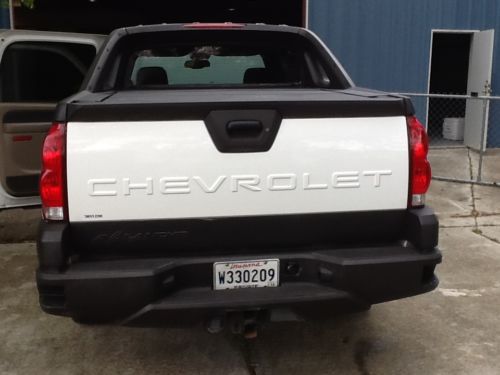 White &amp; black,great condition,4x4 z71,sunroof,