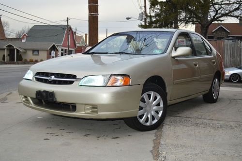 1998 gold nissan altima gxe sedan (automatic transmission / zenon / cd stereo)