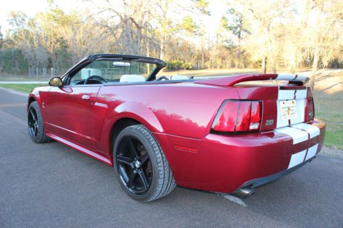 2000 ford mustang gt convertible 2-door 4.6l ..........only 31,000 miles........