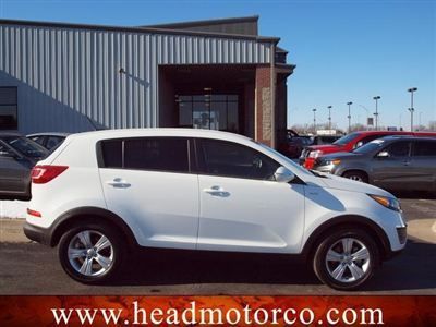 2012 kia sportage lx low miles 4 dr suv auto gas warranty 2.4l  dohc 24v white