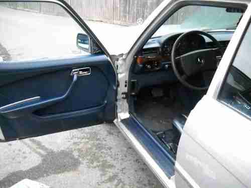 1980 Mercedes-Benz 300SD Sedan 4-Door 3.0L, image 11