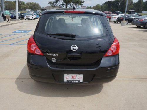 2011 nissan versa 1.8 s