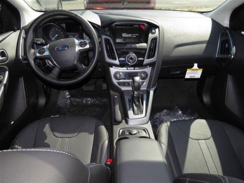 2014 ford focus titanium