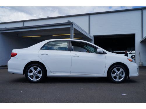 2013 toyota corolla le