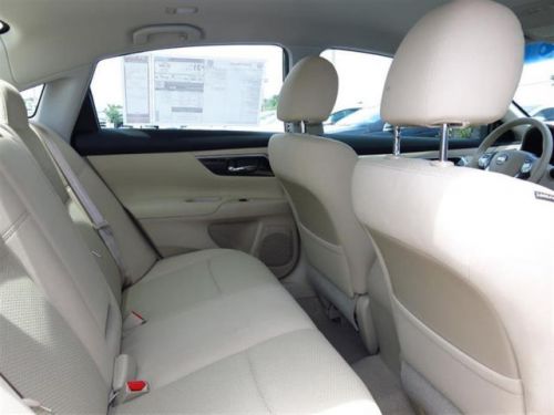 2014 Nissan Altima 2.5 S, US $20,265.00, image 2