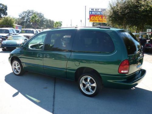 1996 dodge grand caravan se