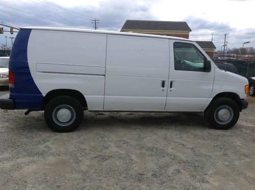 2004 ford e-250 cargo work van 2-door 4.6l hydraulic lift storage shelves