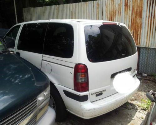 2001 chevrolet venture mini van