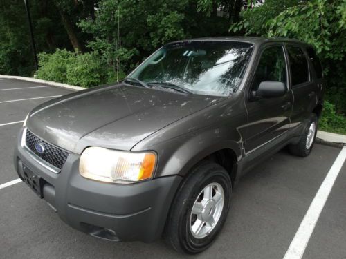 2003 ford escape highway miles clean and taken car of no reserve !