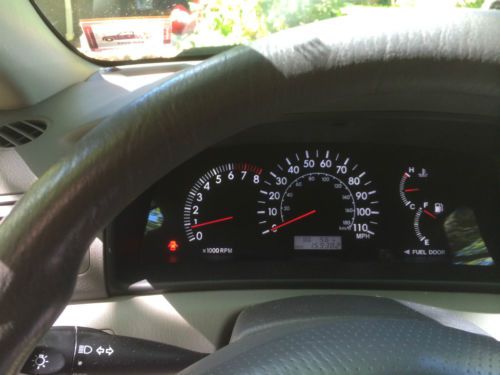 2005 Toyota Corolla LE Sedan 4-Door 1.8L, image 6