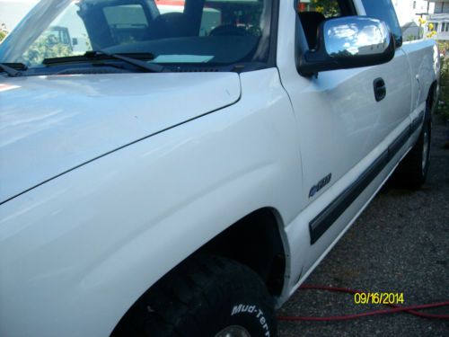 Chevy silverado ext cab with plow  only 62,000 original miles !