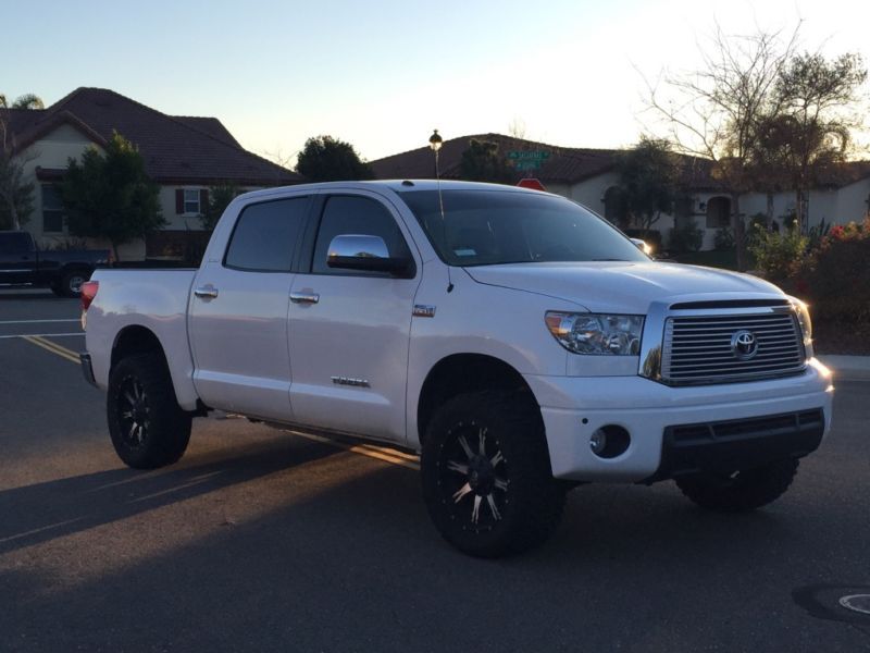 2012 toyota tundra