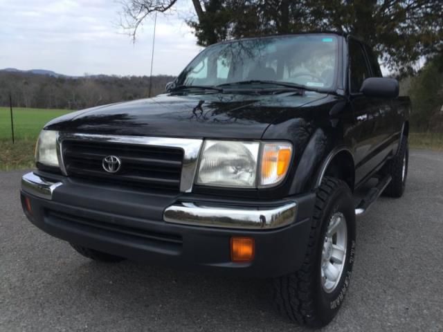 2000 toyota tacoma prerunner sr5