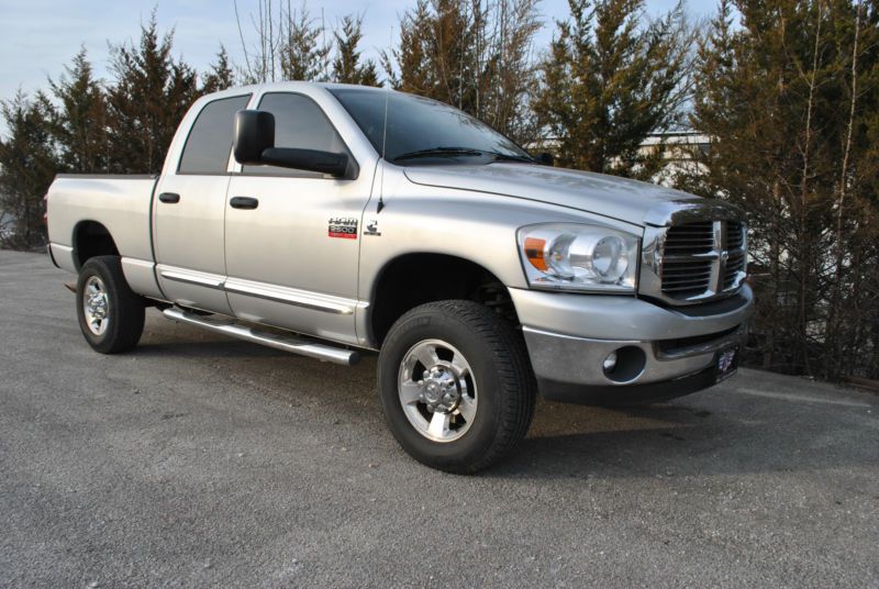 2009 dodge ram 2500 laramie crew cab pickup 4-door