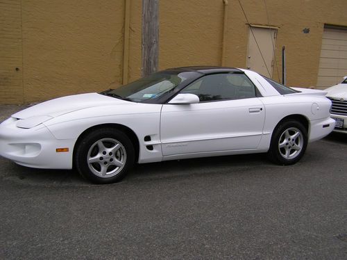 1999 pontiac firebird t-tops coupe