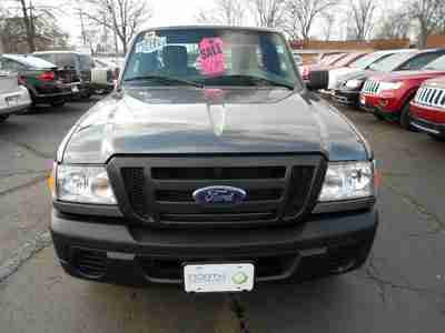 XL 2.3L 4 wheel disc brakes ABS brakes AM/FM radio Air conditioning Speakers:  2, image 5