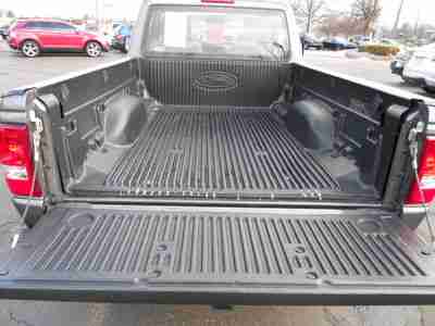 XL 2.3L 4 wheel disc brakes ABS brakes AM/FM radio Air conditioning Speakers:  2, image 7