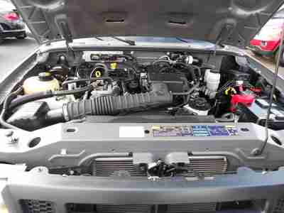 XL 2.3L 4 wheel disc brakes ABS brakes AM/FM radio Air conditioning Speakers:  2, image 15